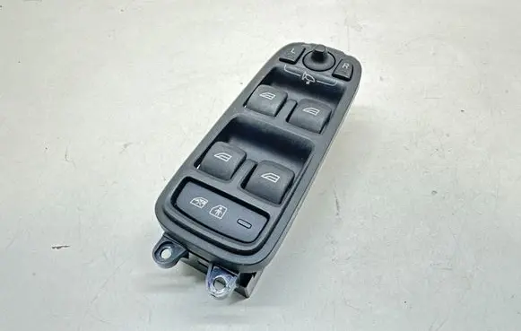 Volvo XC60 Electric window control switch 31334348