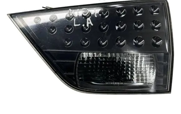Mitsubishi Outlander Tailgate rear/tail lights 1146356 A046017