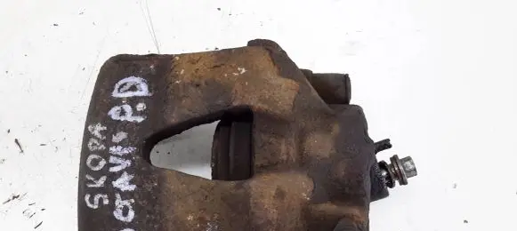 Skoda Octavia Mk1 (1U) Front brake caliper