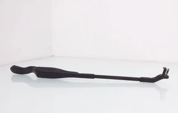 Mercedes-Benz E W211 Front wiper blade arm A2118200844