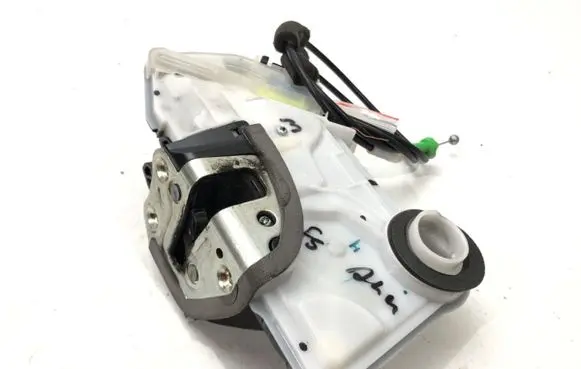 Toyota Aygo AB40 Front door lock