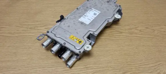 BMW 3 G20 G21 Voltage converter inverter 5A4D1F7