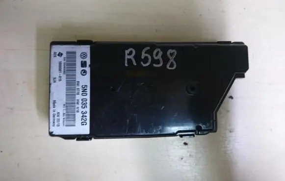 Skoda Fabia Mk2 (5J) Head unit multimedia control 5N0035342G R598