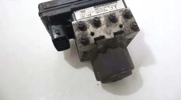 Toyota Corolla E120 E130 ABS Pump