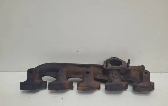 Volvo V70 Exhaust manifold 30637797