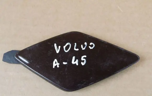 Volvo XC60 Front tow hook cap/cover 31425165