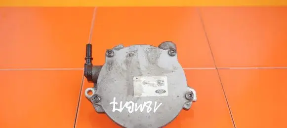 Ford Transit VII Vacuum pump GK2Q2A451AB YMF6