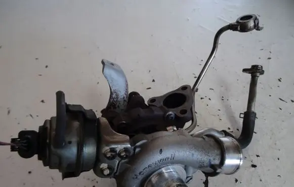 Honda Civic IX Turbo 18900RZ0G020M2