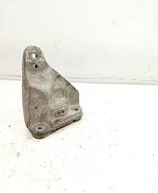 Jaguar XF X250 Engine mounting bracket CX236037AB