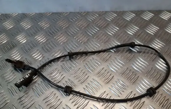 Nissan Primera ABS rear brake sensor 47901AV710