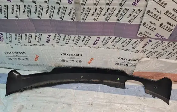 BMW 3 F30 F35 F31 Rear bumper trim bar molding 15857711