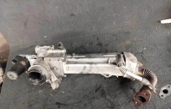 Volvo XC60 EGR valve cooler 31272702