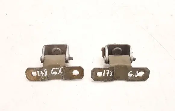 Nissan Primera Tailgate/trunk/boot hinge
