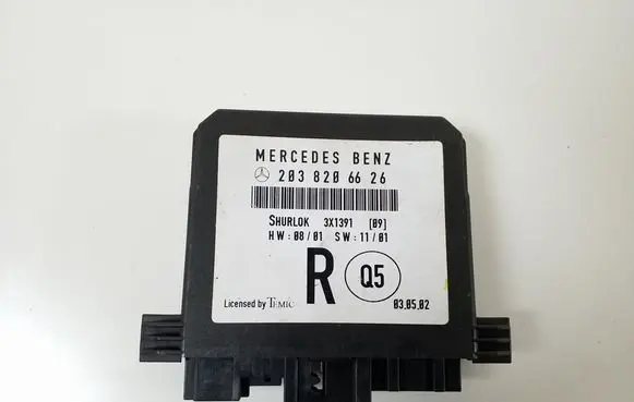 Mercedes-Benz C W203 Door control unit/module A2038206626