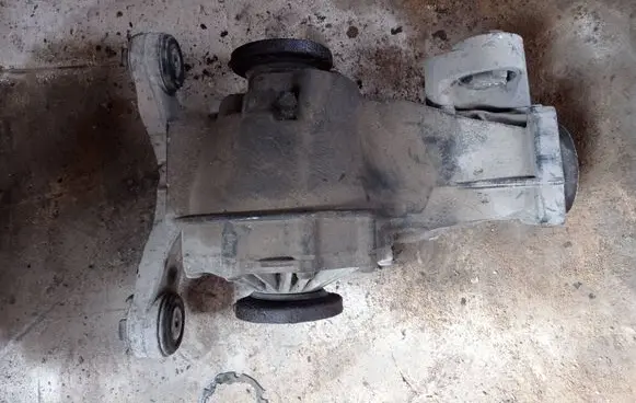 Audi A6 S6 C6 4F Rear differential 01R525053