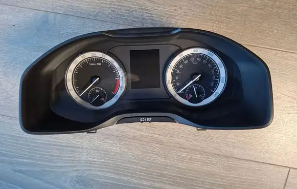 Skoda Karoq Speedometer (instrument cluster) 565920951A