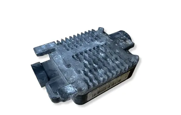 Ford C-MAX II Fan control module 940002906