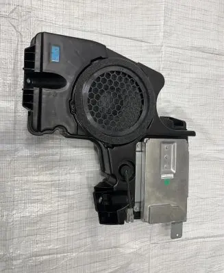 Alfa Romeo Stelvio Front door speaker 505565610
