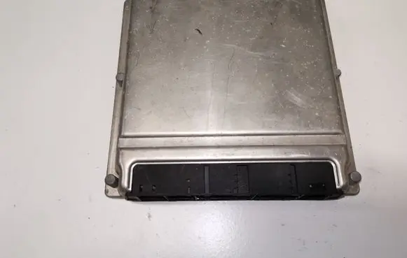 Mercedes-Benz C W203 Engine control unit/module A6121535579 0281011182