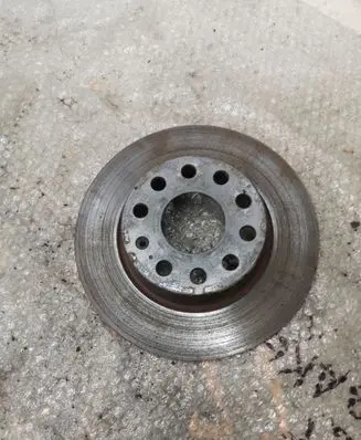 Volkswagen PASSAT B7 USA Rear brake disc