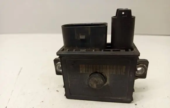 BMW X5 E70 Glow plug pre-heat relay 780015605