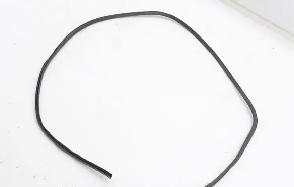 Isuzu N Series Front door rubber seal