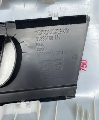 Volvo XC90 (C) pillar trim 31377582