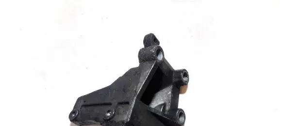 Ford Escort Engine mounting bracket 92ff9k552da