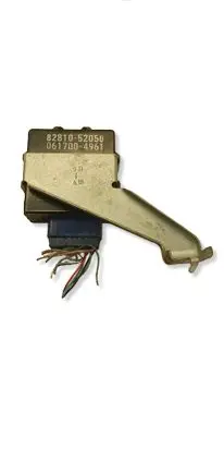 Toyota Yaris Day light relay 8281052050