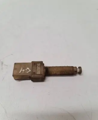 Audi A6 S6 C4 4A Brake pedal sensor switch 443945515