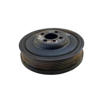 Volkswagen Golf V Crankshaft pulley 038105243M