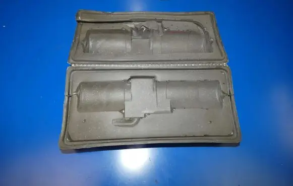 Mercedes-Benz S W221 Other trunk/boot trim element A2218000235