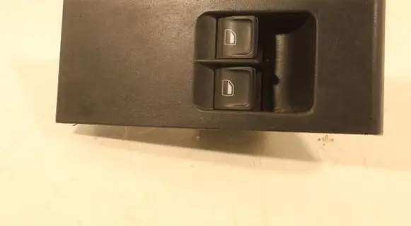 Skoda Rapid (NH) Electric window control switch 5JB959858B