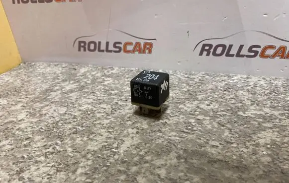 Audi A4 S4 B5 8D Other relay 431951253H