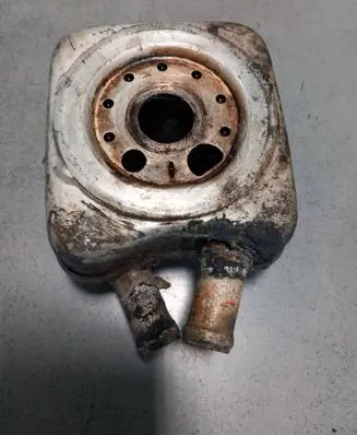 Audi A4 S4 B5 8D Engine oil radiator 