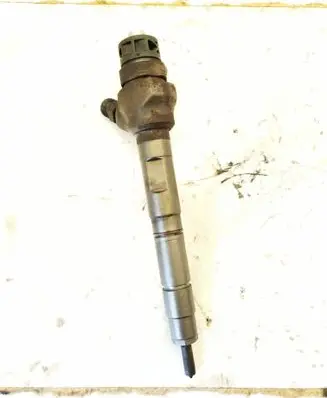 Audi A4 S4 B8 8K Fuel injector 0445110369