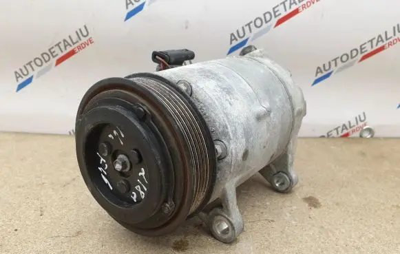 BMW 2 F46 Air conditioning (A/C) compressor (pump) 6826879