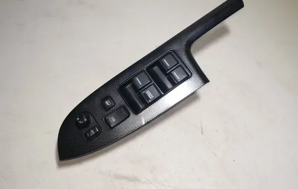 Honda Accord Electric window control switch C8HHA4GF93 NH167L1844T 83591SEA