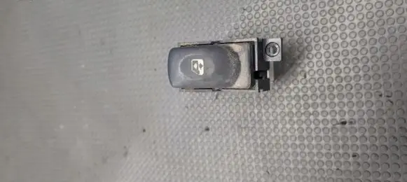 Renault Espace III Quarter vent window switch PBT-GF20