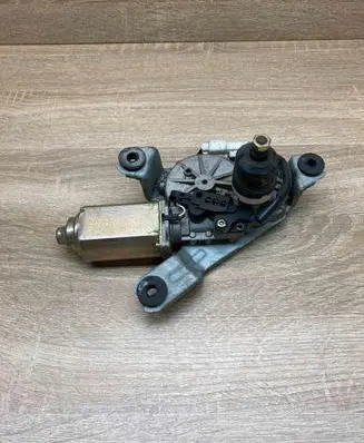 Hyundai Coupe Rear window wiper motor 987002C000