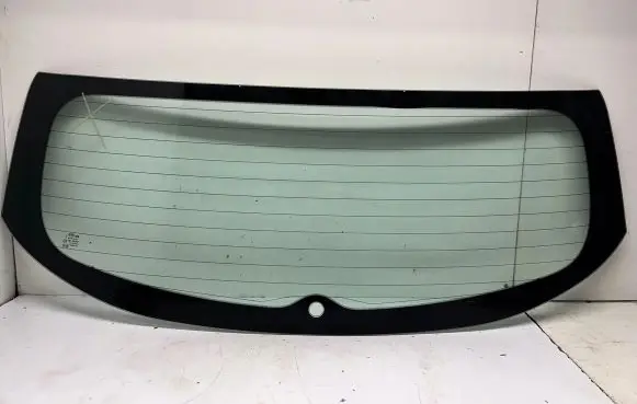 KIA Rio Rear windscreen/windshield window 