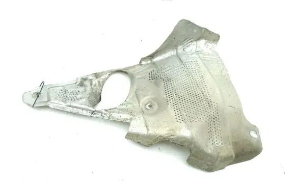 Jaguar XJ X308 Heat shield in engine bay GNC9338