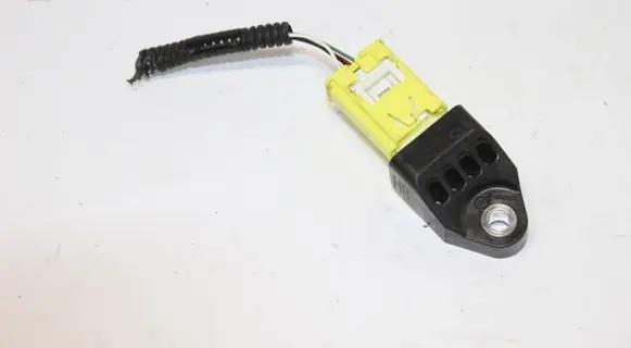 Toyota Auris E180 Airbag deployment crash/impact sensor 8983102140