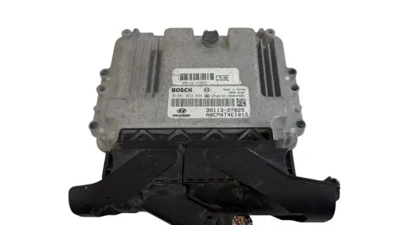 Hyundai Santa Fe Engine control unit/module 3911327825 0281013584 8911627825