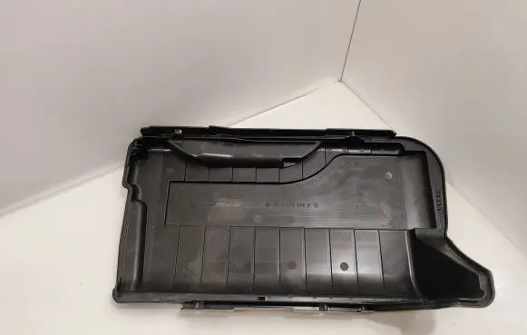 Mercedes-Benz CLA C117 X117 W117 Battery box tray cover/lid A2465411005