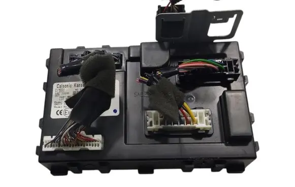 Nissan Leaf I (ZE0) Comfort/convenience module 284B1-4NR0B