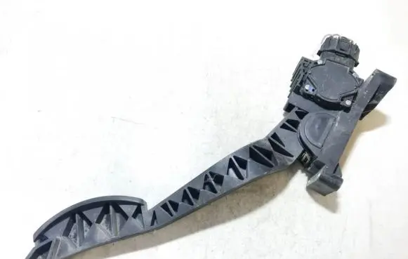 Alfa Romeo 147 Accelerator throttle pedal 0281002380 46755863