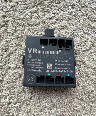 Mercedes-Benz E W212 Door control unit/module 2129004214