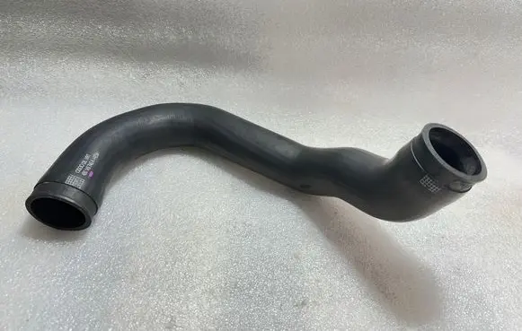 Audi A6 S6 C5 4B Intercooler hose/pipe 4B0145745A