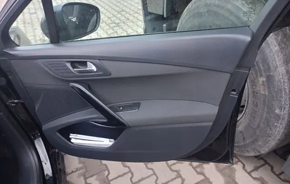 Peugeot 508 Rear door interior handle trim 